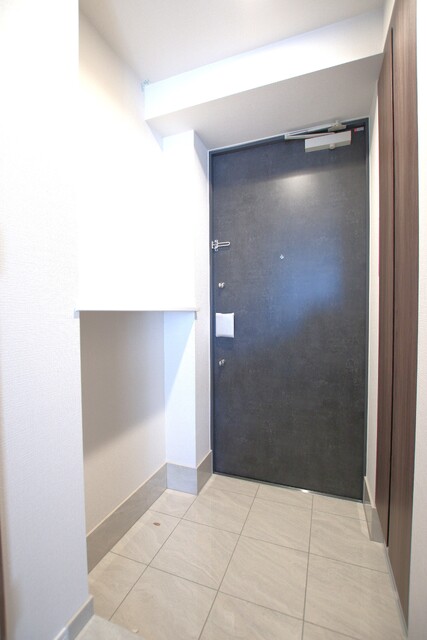 玄関　２０２６年２月新築♪分譲賃貸マンション♪