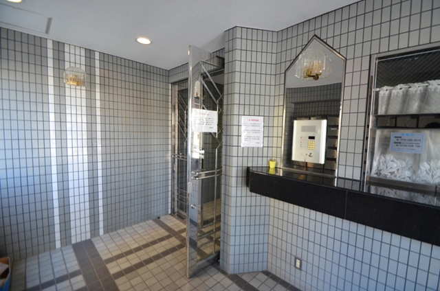 エントランス　これがあると安心感が違う！オートロック機能！