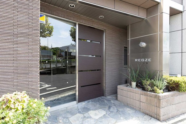 エントランス　建物の内部です