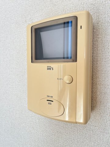 セキュリティ　同物件、別号室の写真です。