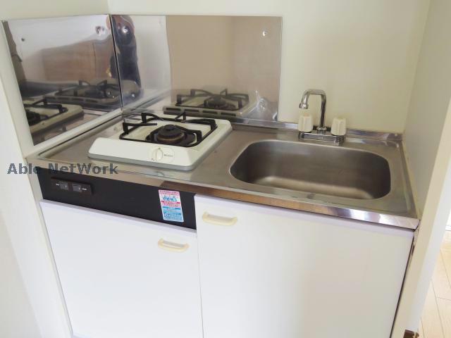 キッチン　※同物件別部屋の写真です。