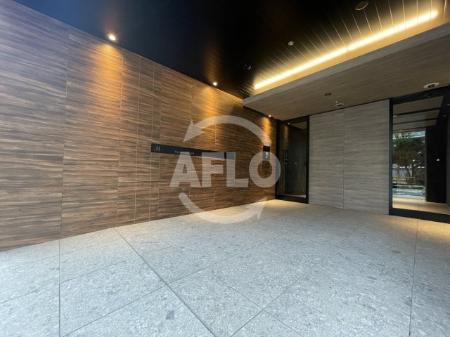 エントランス　Metrosa京町堀　エントランス