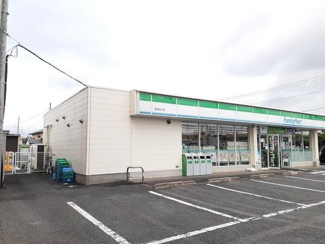 コンビニ　ファミリーマート東海白方店（コンビニ）まで150m