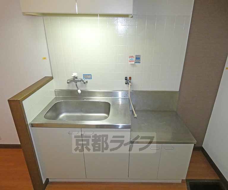 キッチン　２口コンロ設置可です。