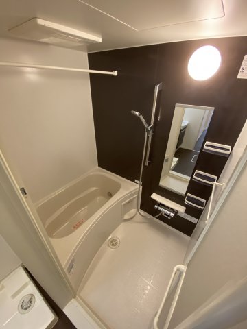 バス・シャワールーム　追い炊き機能付きバスでおすすめ！