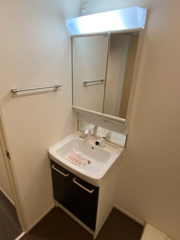 洗面設備　独立洗面化粧台付きでおすすめです！