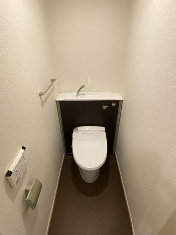 トイレ　温水洗浄便座付きでおすすめ！