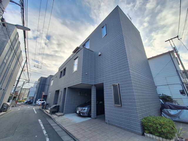 建物外観　耐震耐火に優れた旭化成へーベルメゾン