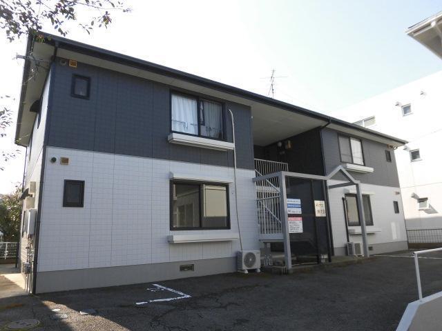 建物外観　全部屋角部屋の造りです。
