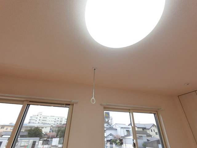 その他　室内物干し付きで雨の日の洗濯もラクラク！