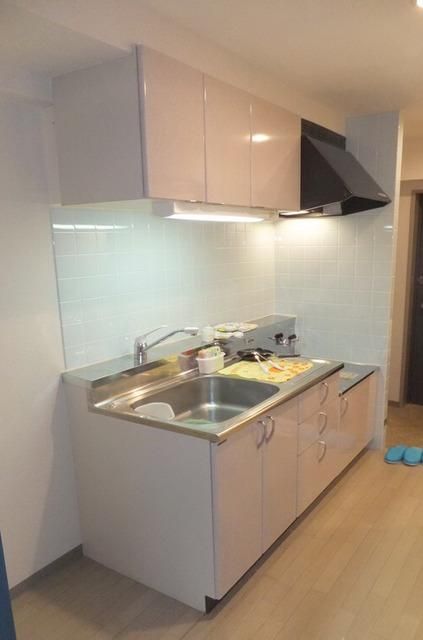 キッチン　自炊派の方にも嬉しい2口コンロ対応のキッチンです。