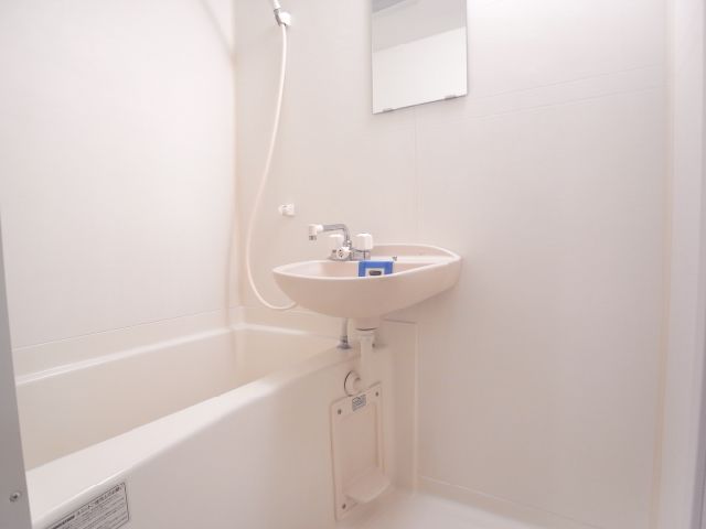 バス・シャワールーム　同型反転タイプ