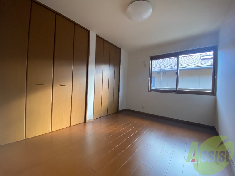 その他部屋・スペース　６帖の洋室。寝室としてもよさそうですね。