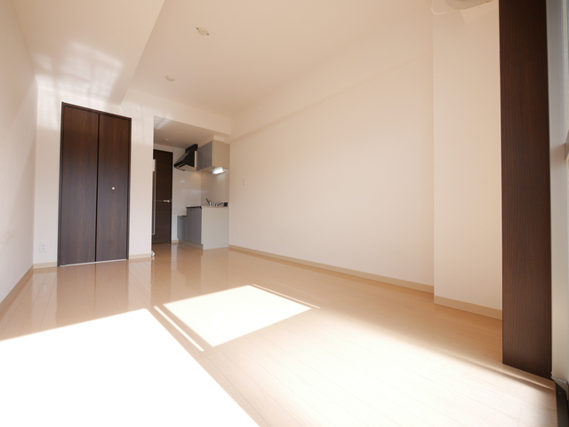 居室・リビング　★とても明るいお部屋ですね★