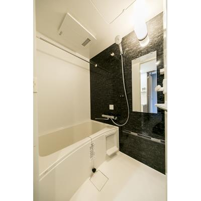 バス・シャワールーム　※別部屋の参考写真です。