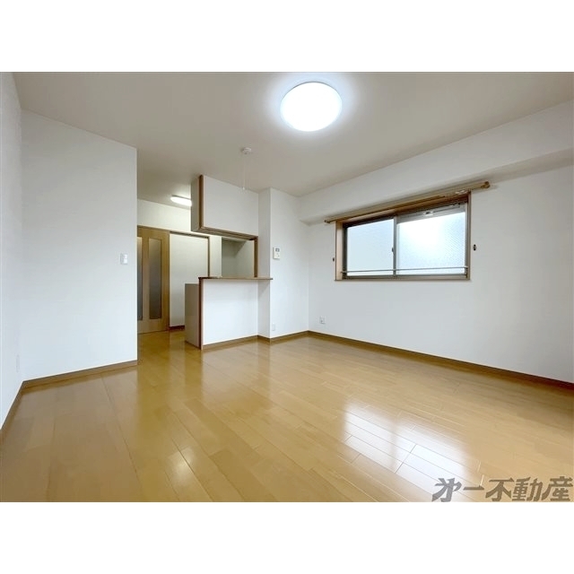 建物外観　洋室