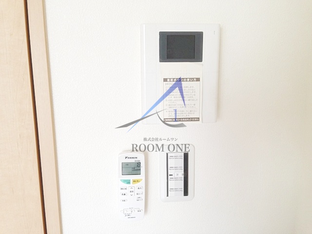 セキュリティ　モニター付きインターホンです。