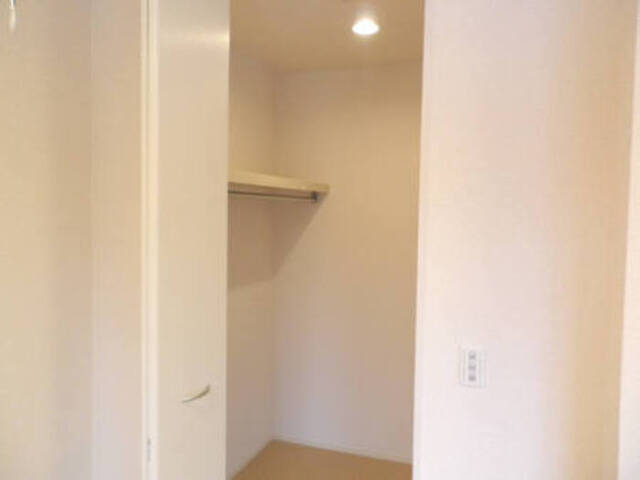 収納　３０２号室　ウォークインクローゼット