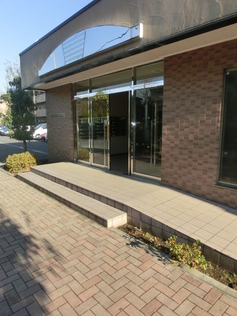 エントランス　エントランス