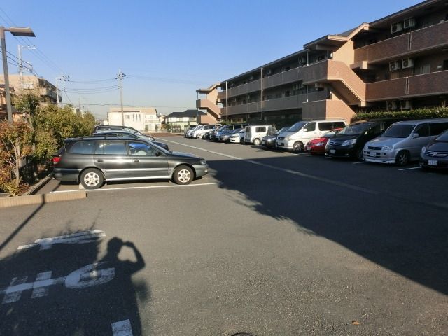 駐車場　敷地内駐車場