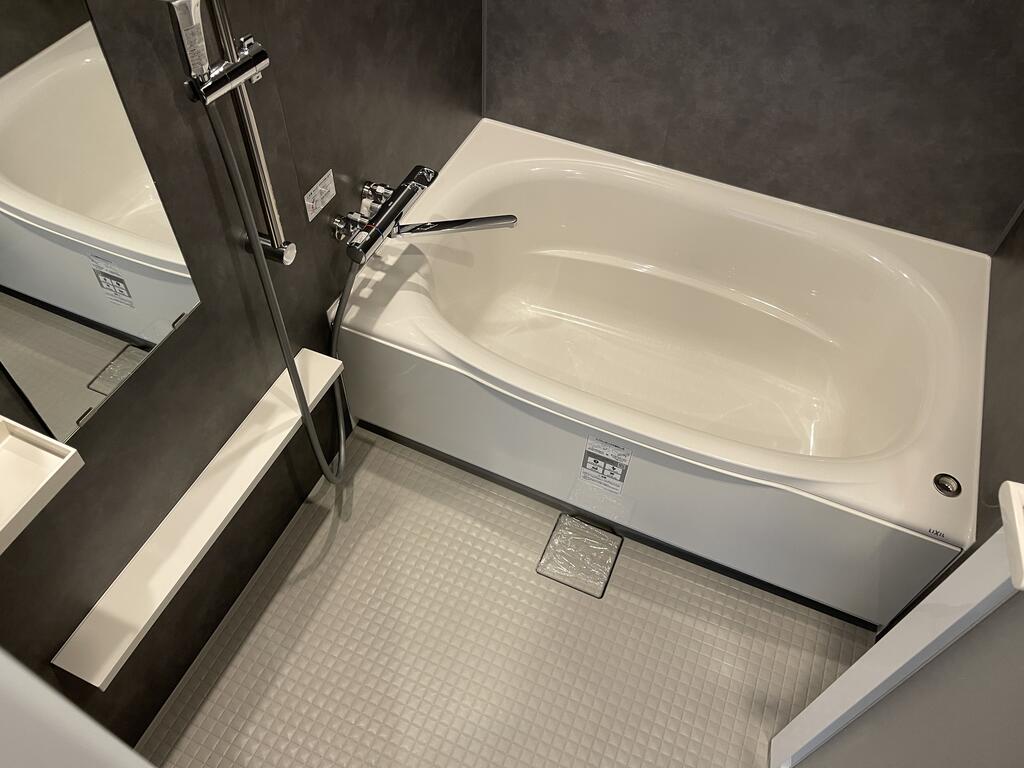 バス・シャワールーム　☆同マンション別室の写真です☆