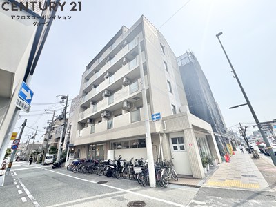 建物外観　安心のオートロック付き♪