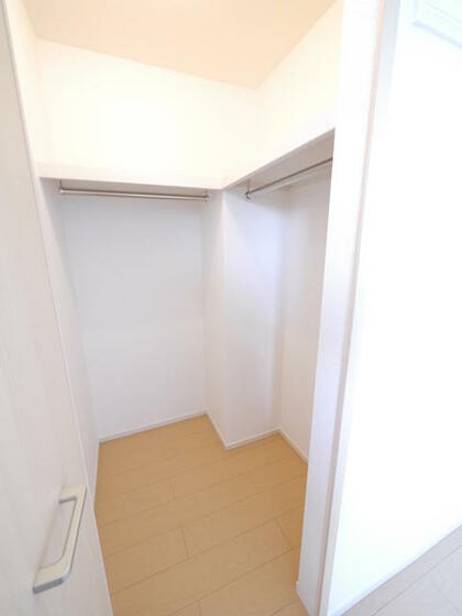 収納　ウォークインクローゼット