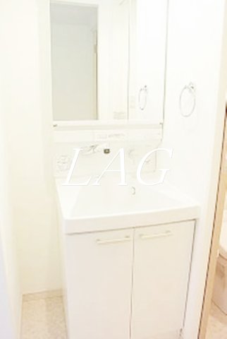 洗面設備　独立洗面台です。