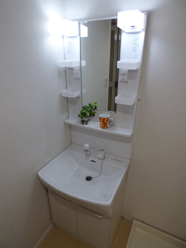 洗面設備　別部屋のお写真です。ご参考までに！