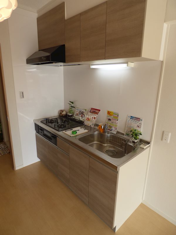 キッチン　別部屋のお写真です。ご参考までに！