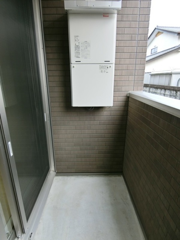 バルコニー　図面と現状に相違がある場合には現状を優先