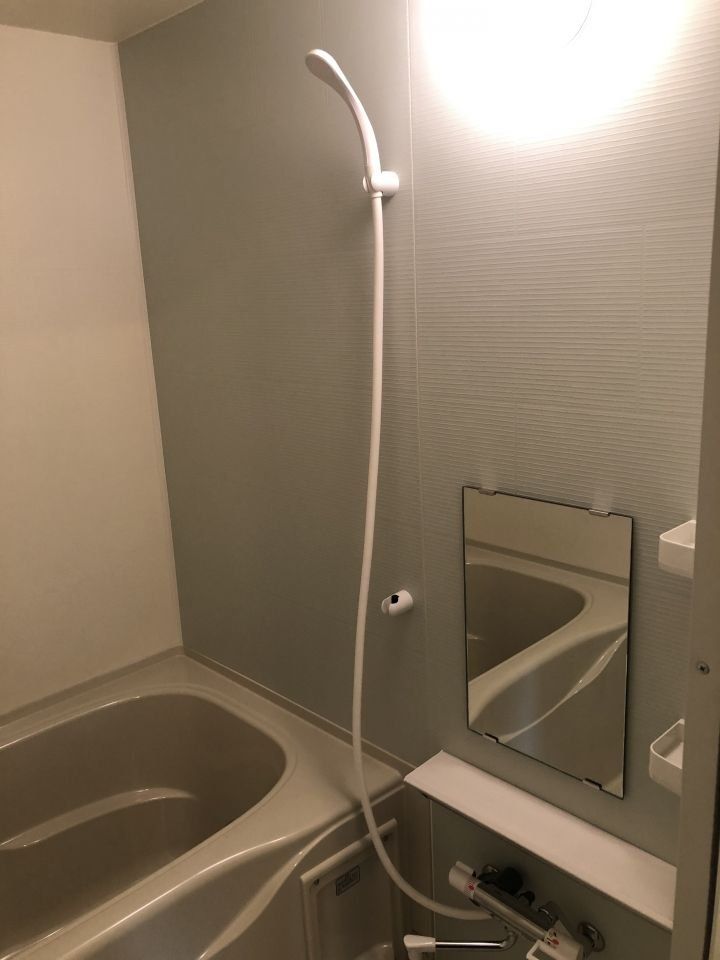 バス・シャワールーム　バス