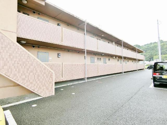 建物外観　エントランス