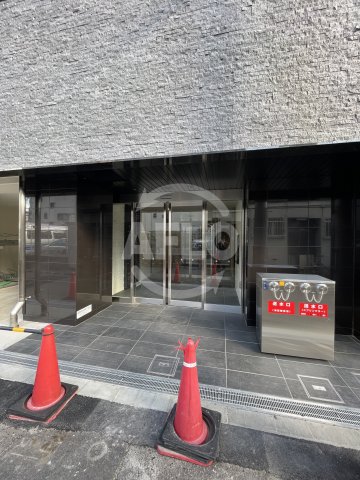 エントランス　アドバンス難波南ワイズ　エントランス