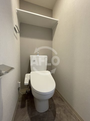 トイレ　アドバンス難波南ワイズ　温水洗浄便座