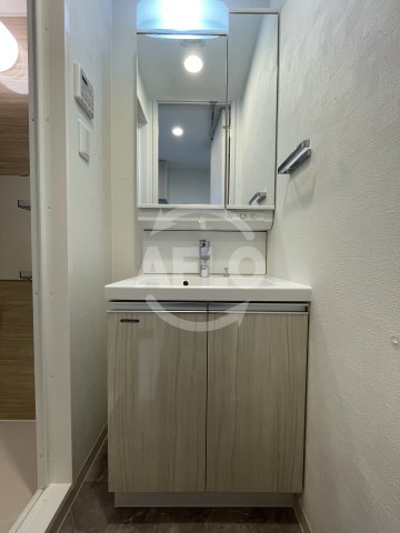 洗面設備　アドバンス難波南ワイズ　独立洗面台