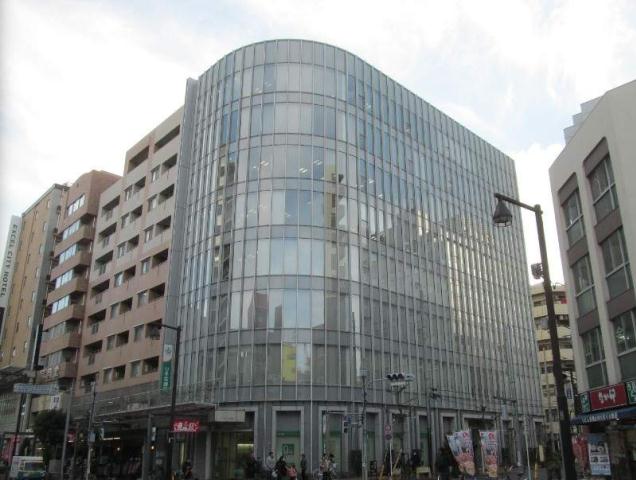 銀行　（株）りそな銀行／亀戸支店（銀行）まで62m