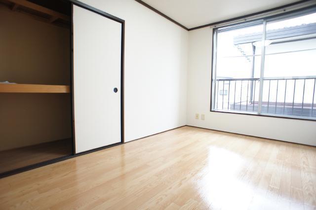 収納　収納があるのでお部屋を広々使えます