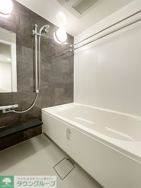 バス・シャワールーム　※写真は同タイプ住戸です。