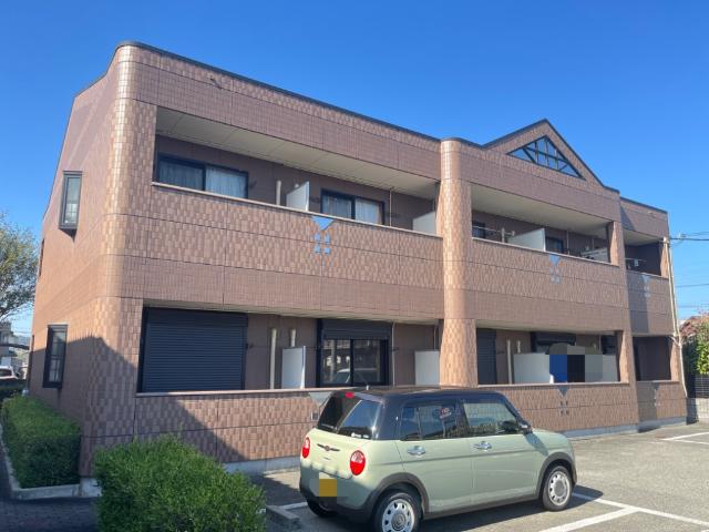 エントランス　外観写真（昼）