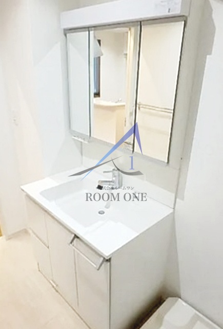 洗面設備　洗面台です。
