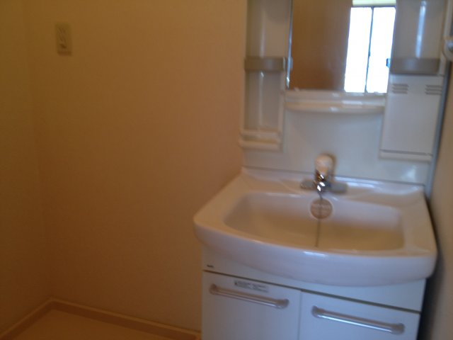 洗面設備　参考画像A棟202号室