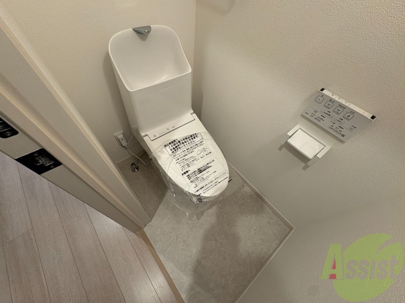 トイレ　シャワートイレになっているので快適です！