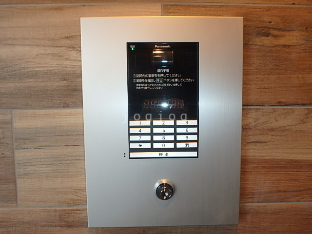 エントランス　オートロック