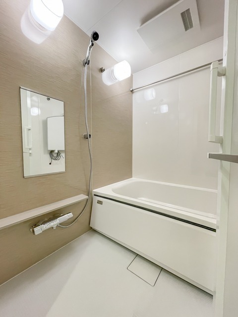 バス・シャワールーム