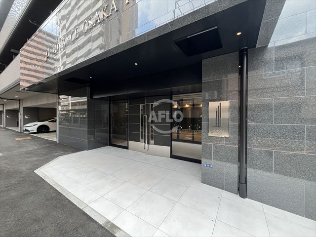 エントランス　アドバンス大阪リーヴァ　エントランス