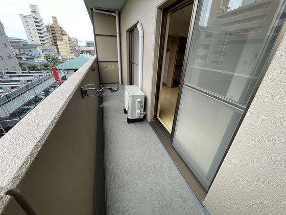 バルコニー　※別部屋の写真です