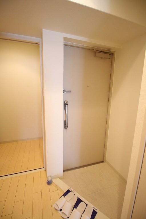 玄関　高温差湯機能付バス