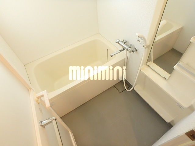 バス・シャワールーム　別階の部屋です