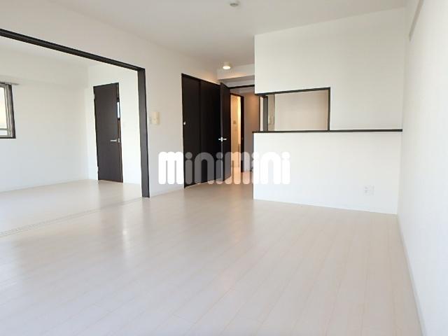 居室・リビング　別階の部屋です